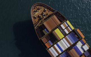 Containerschiffe spielen in Lieferketten eine zentrale Rolle