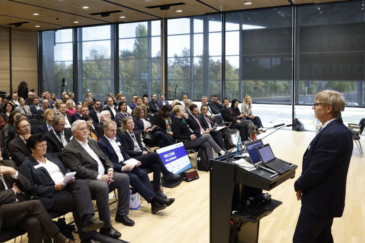 erfolgreicher-auftakt-der-aa-kongress-2025-setzt-impulse-fuer-die-zukunft-der-arbeit